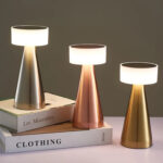 Simple Rechargeable Desk Lamp Retro Portable Charging Touch Usb LED Desk Lamp - Image 5